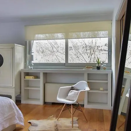 Vip Apartament En דירה *